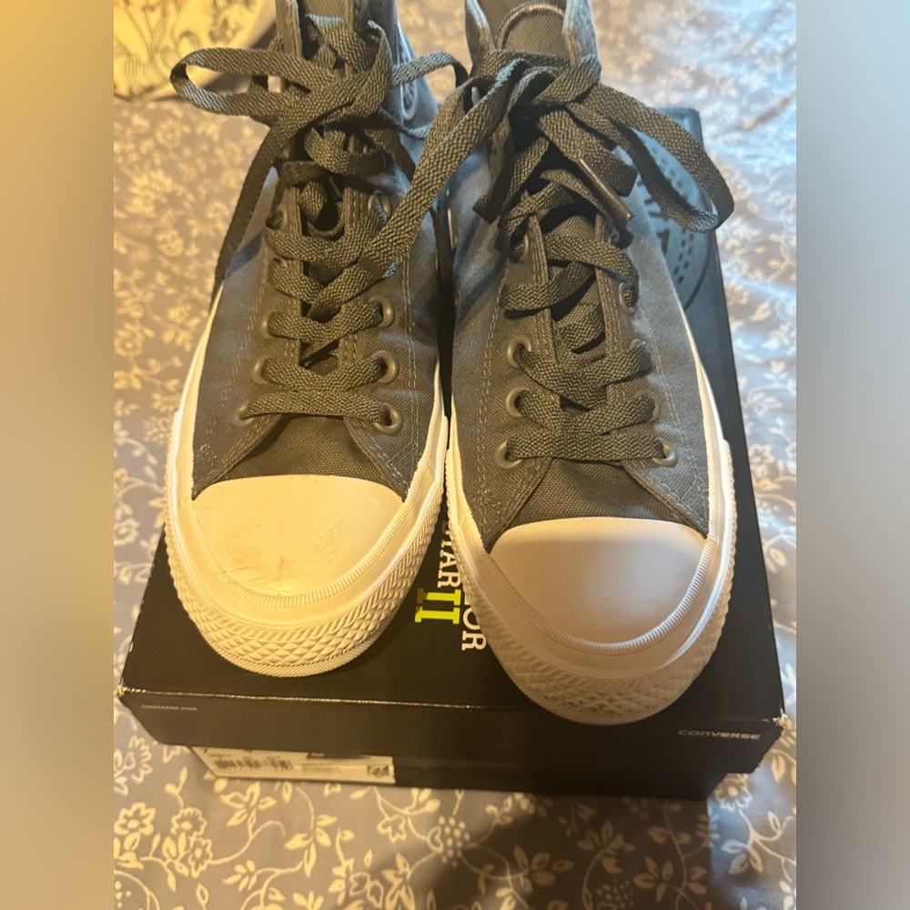 Converse Thunder High-Top Sneakers gym shoes